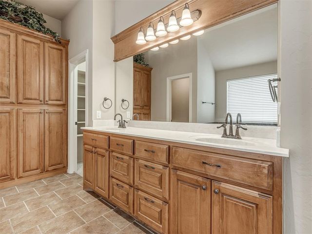 2617 SE 8th Street, Oklahoma City, OK 73160