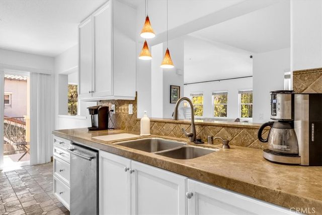 4 Veroli Court, Newport Coast, CA 92657