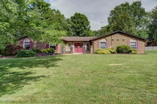 1019 Somerset Drive, Johnson City, TN 37604