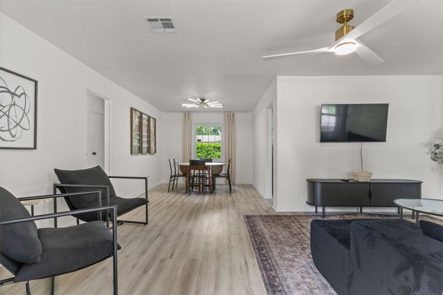 4828 S Madison Avenue, Tulsa, OK 74105