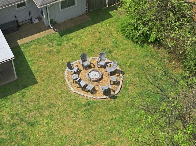 303 Bonnacroft Dr, Hermitage, TN 37076