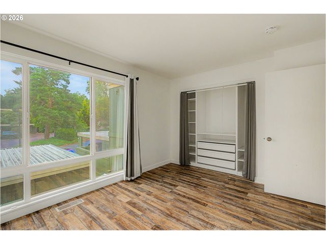 1653 Nw MIDLAKE Ln, Beaverton, OR 97006