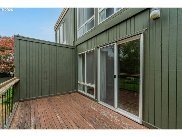 1653 Nw MIDLAKE Ln, Beaverton, OR 97006