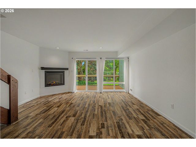 1653 Nw MIDLAKE Ln, Beaverton, OR 97006