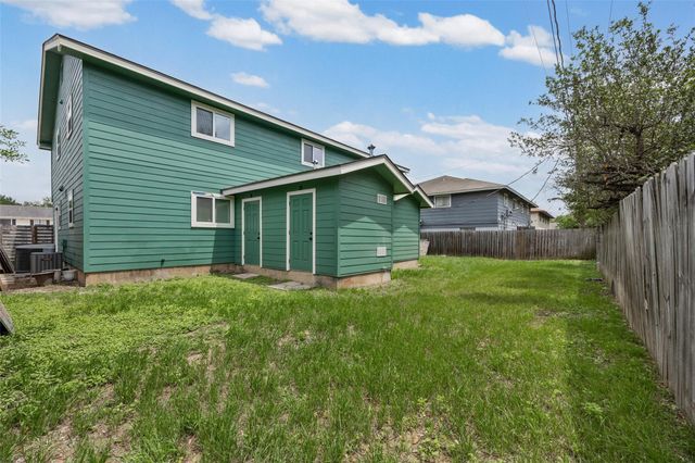 2615 Ektom DR D, Austin, TX 78745