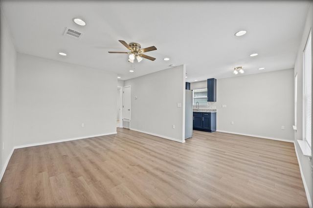 2615 Ektom DR D, Austin, TX 78745