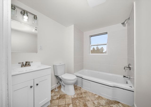 7103 E 11th Ave, Spokane, WA 99212