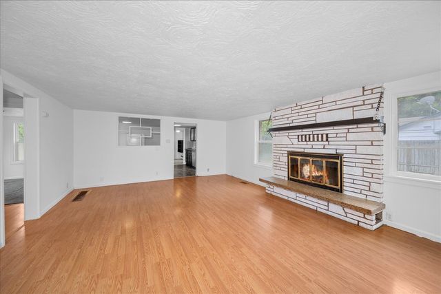 7103 E 11th Ave, Spokane, WA 99212