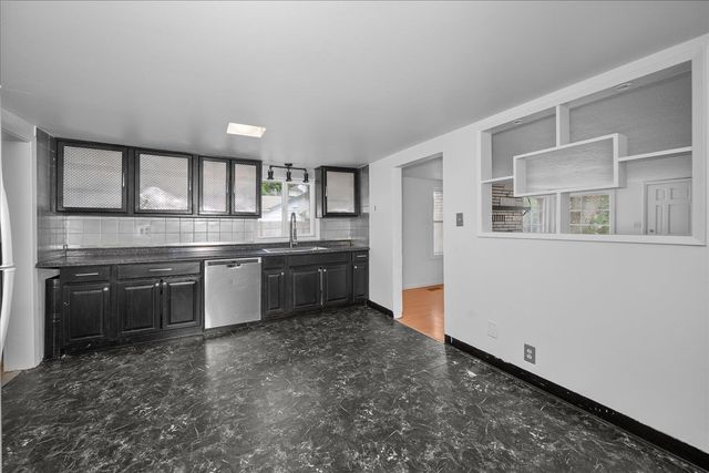 7103 E 11th Ave, Spokane, WA 99212