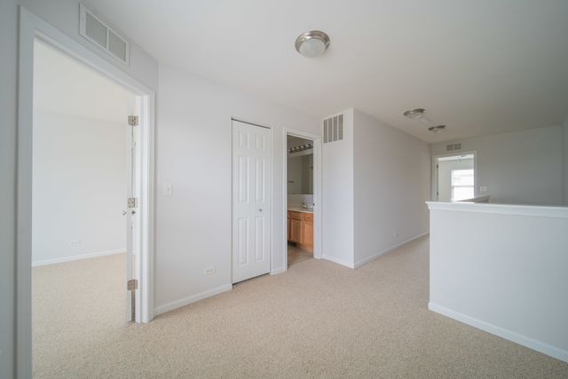 1450 Prescott Drive 1450, Volo, IL 60020