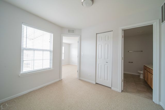 1450 Prescott Drive 1450, Volo, IL 60020