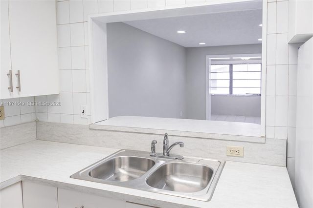 8480 SW 154th Cir Ct 922, Miami, FL 33193