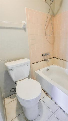 8480 SW 154th Cir Ct 922, Miami, FL 33193