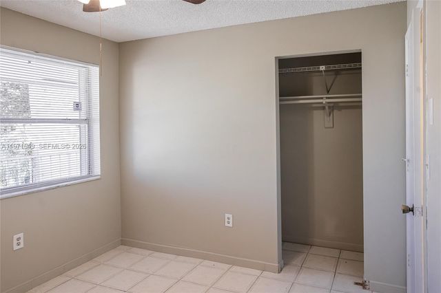 8480 SW 154th Cir Ct 922, Miami, FL 33193