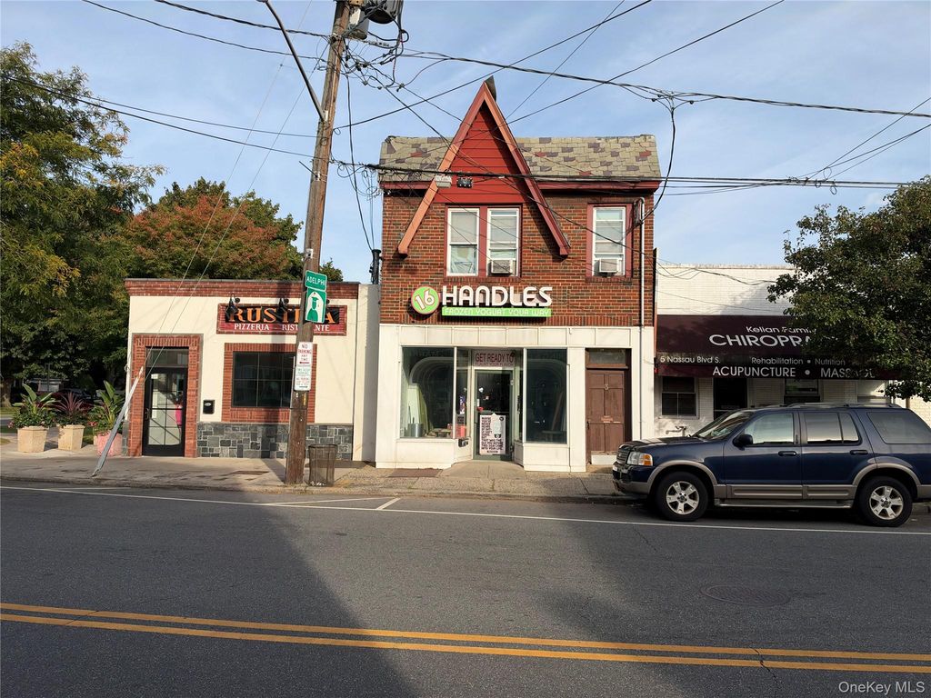 3 Nassau Boulevard, Garden City, NY 11530 — exterior