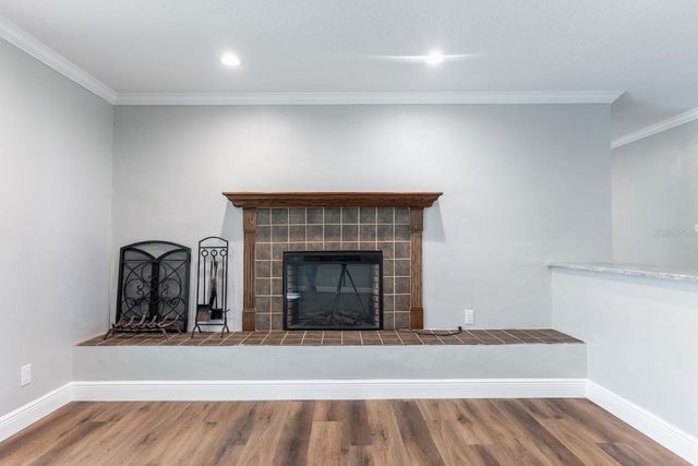 712 CAMELLIA COURT, Seffner, FL 33584