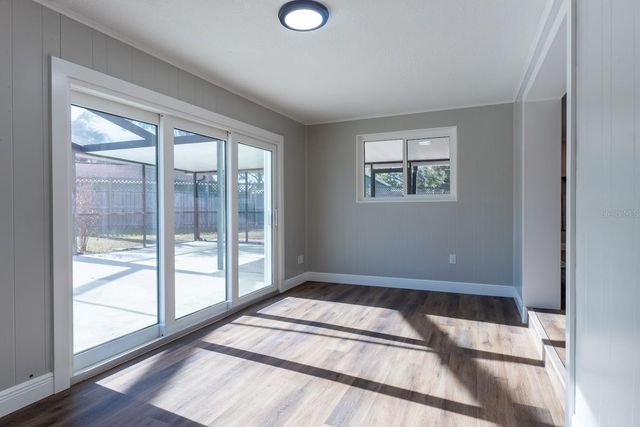 712 CAMELLIA COURT, Seffner, FL 33584