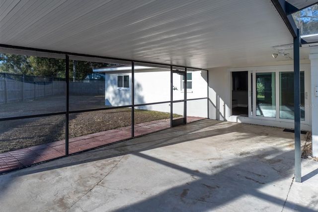 712 CAMELLIA COURT, Seffner, FL 33584