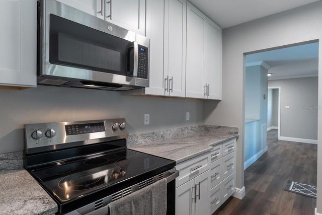 712 CAMELLIA COURT, Seffner, FL 33584