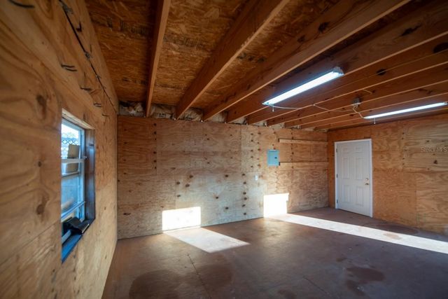 712 CAMELLIA COURT, Seffner, FL 33584