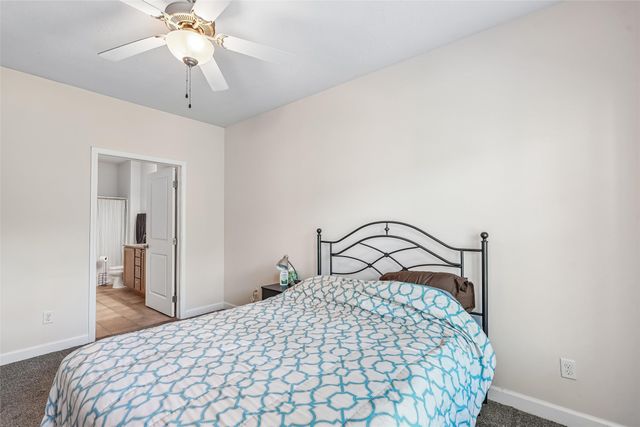 8350 Ep True Parkway 2104, West Des Moines, IA 50266
