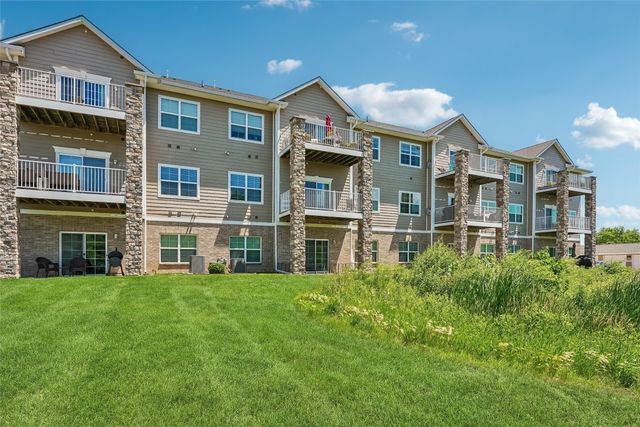 8350 Ep True Parkway 2104, West Des Moines, IA 50266