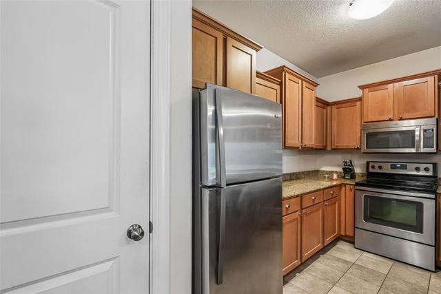 8350 Ep True Parkway 2104, West Des Moines, IA 50266