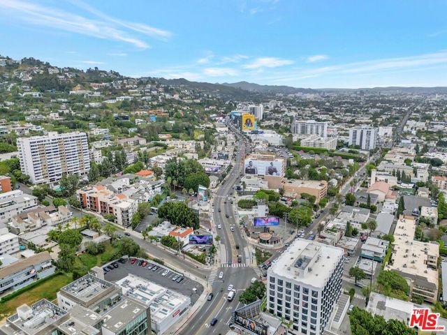 1010 Palm Avenue 109, West Hollywood, CA 90069