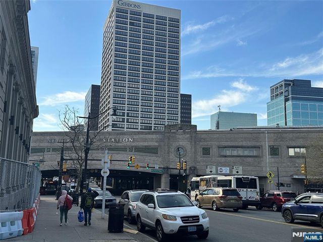 46 Ferry 3F, Newark, NJ 07105