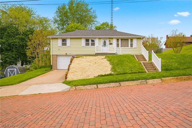 222 State Avenue NE, Massillon, OH 44646