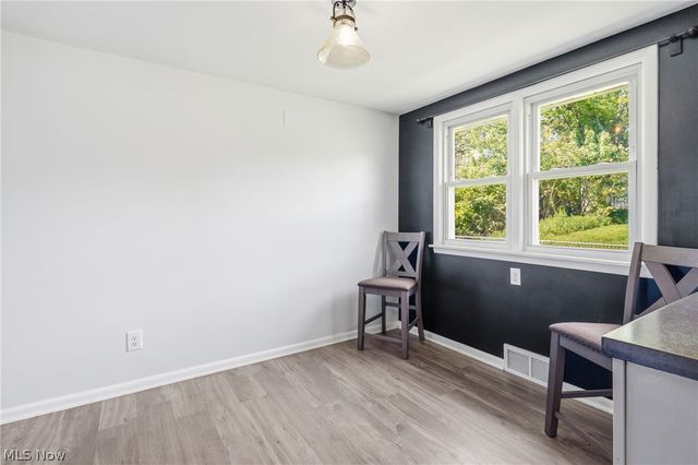 222 State Avenue NE, Massillon, OH 44646