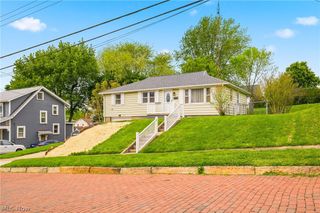 222 State Avenue NE, Massillon, OH 44646