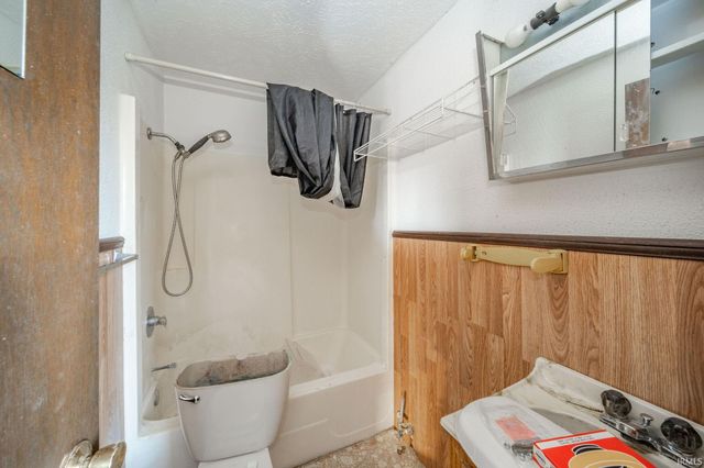 810 S Harrison Street, Alexandria, IN 46001