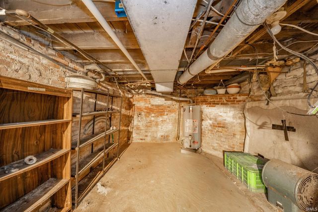 810 S Harrison Street, Alexandria, IN 46001