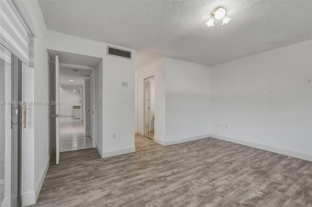 13250 SW 88th Ter 101, Miami, FL 33186