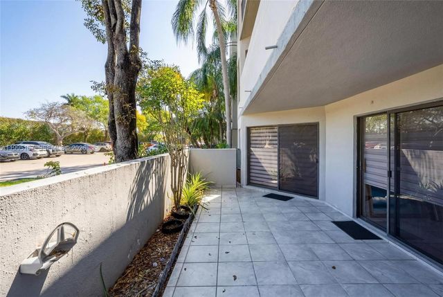 13250 SW 88th Ter 101, Miami, FL 33186