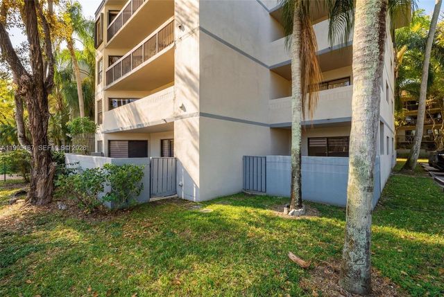 13250 SW 88th Ter 101, Miami, FL 33186