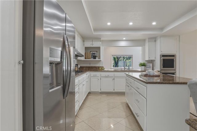 9521 Yolanda, Northridge, CA 91324