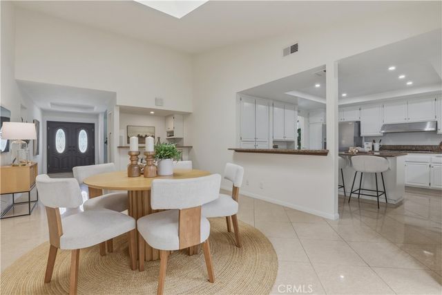 9521 Yolanda, Northridge, CA 91324