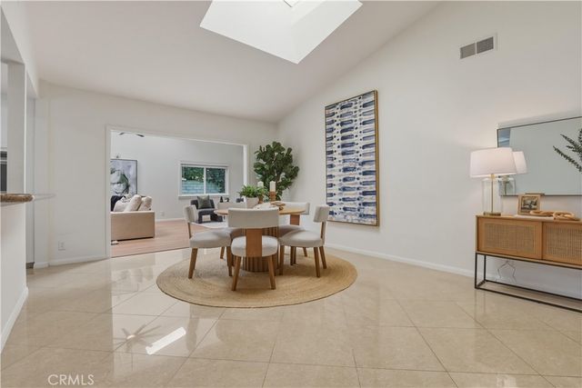 9521 Yolanda, Northridge, CA 91324