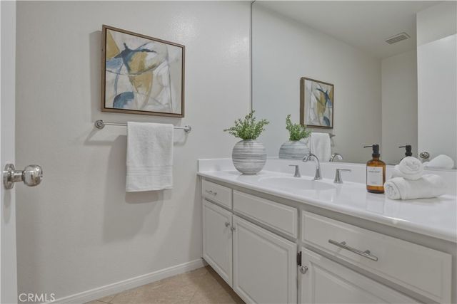 9521 Yolanda, Northridge, CA 91324