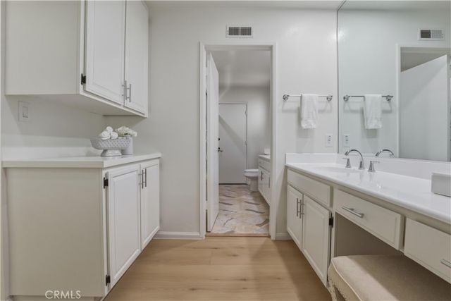 9521 Yolanda, Northridge, CA 91324