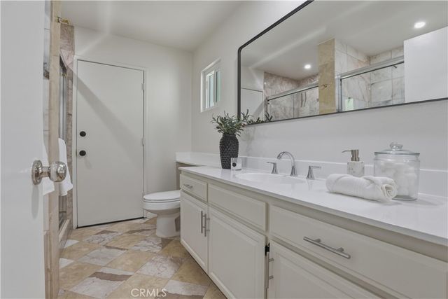 9521 Yolanda, Northridge, CA 91324