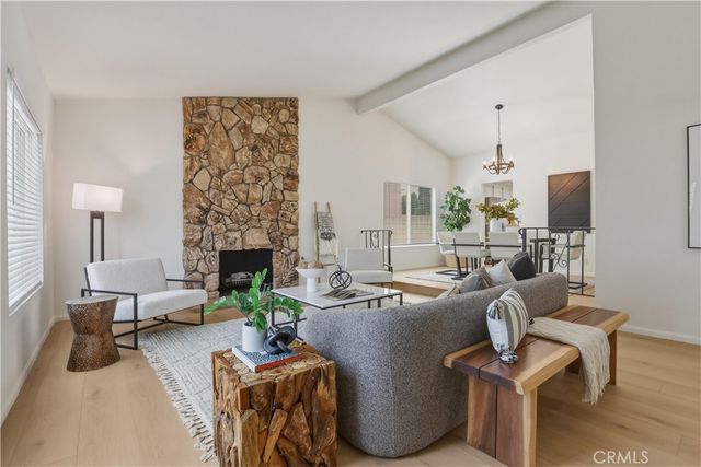 9521 Yolanda, Northridge, CA 91324