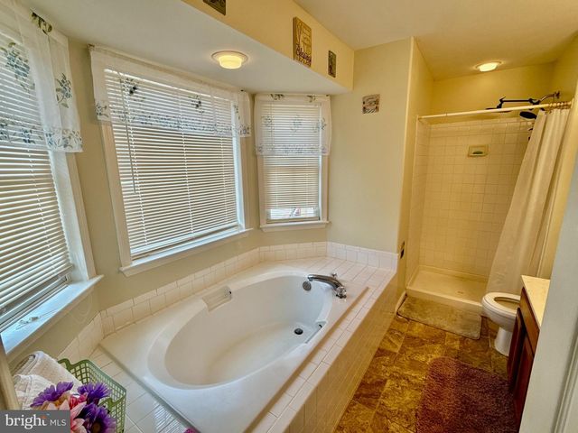 2 JULIE LN, Fredericksburg, VA 22405