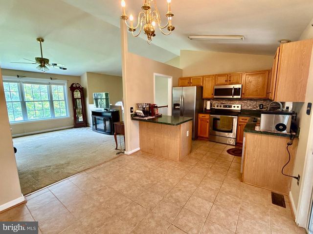 2 JULIE LN, Fredericksburg, VA 22405