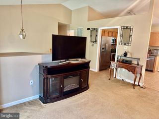 2 JULIE LN, Fredericksburg, VA 22405