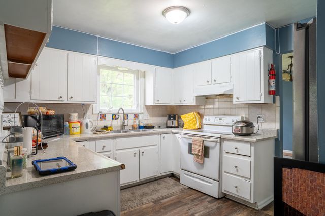 6272 Skywae Drive, Columbus, OH 43229