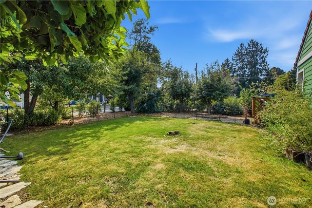 521 19th Avenue SW, Puyallup, WA 98371