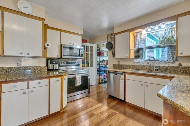 521 19th Avenue SW, Puyallup, WA 98371